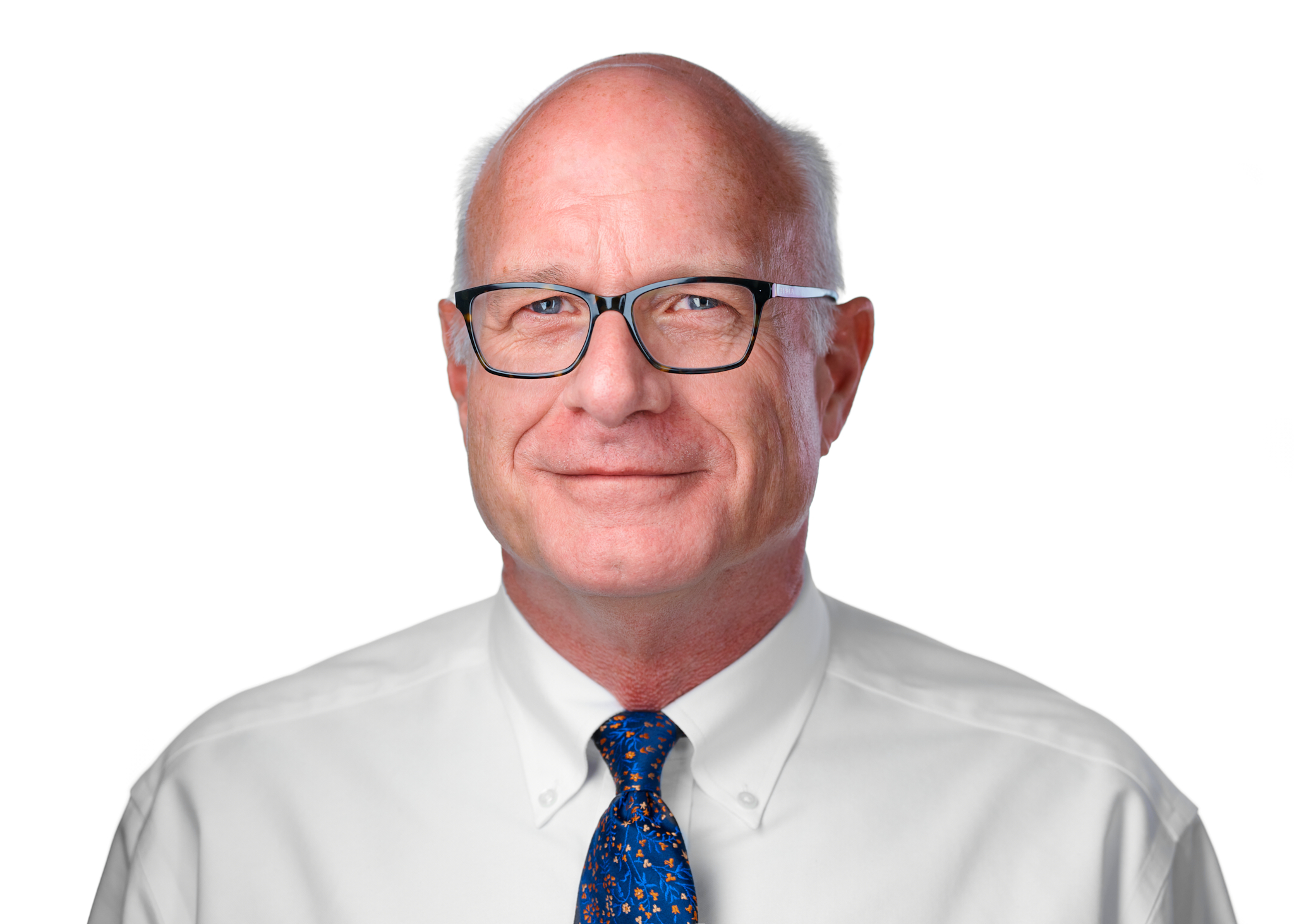 Lee Schmidt Headshot 2023